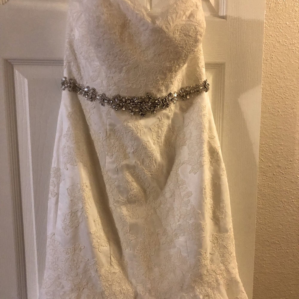 Gorgeous mermaid wedding dress - Picture 2 of 4
